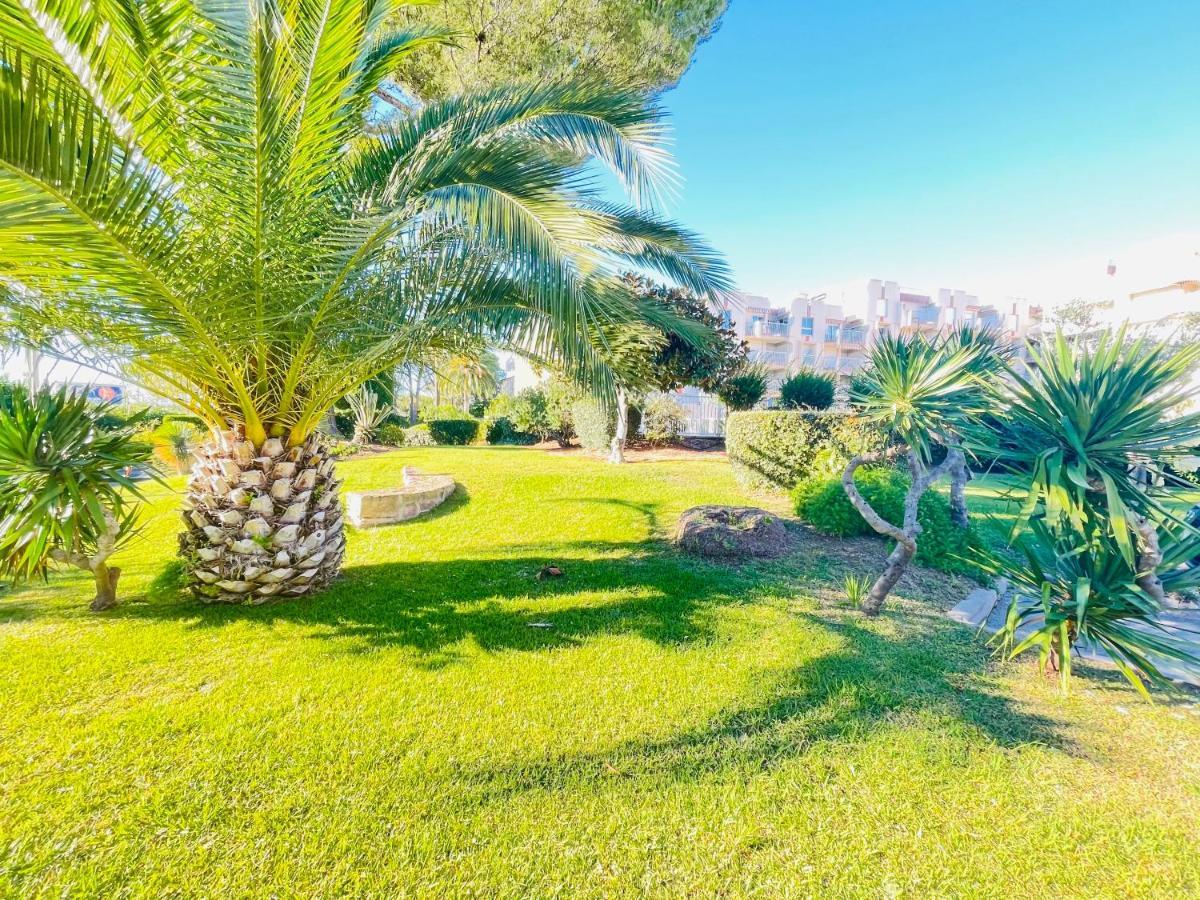 Tres Bel Appartement Face Au Port Santa -Piscine Сен-Рафаель Екстер'єр фото