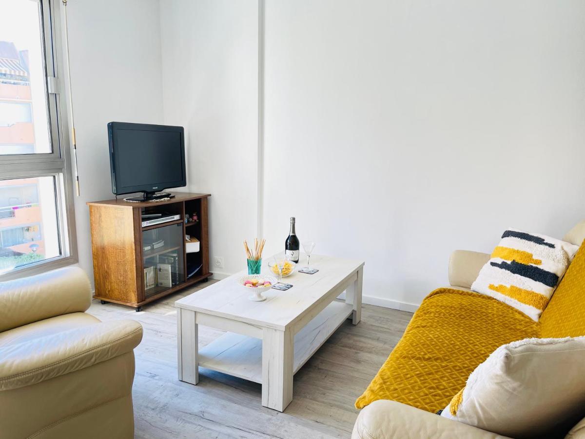 Tres Bel Appartement Face Au Port Santa -Piscine Сен-Рафаель Екстер'єр фото