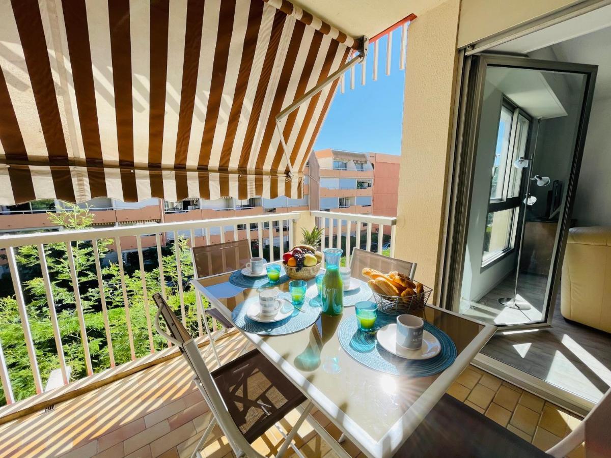 Tres Bel Appartement Face Au Port Santa -Piscine Сен-Рафаель Екстер'єр фото